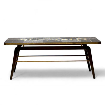 Berthold MÜLLER (1893-1979) Brass-belted mosaic coffee table, wood and brass base, circa 1950.