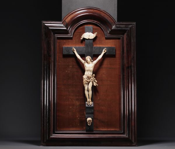 Christ in ivory from the 18th century