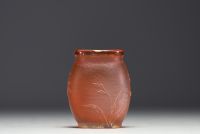 DAUM Nancy - Small acid-etched frosted glass vase with floral design enhanced with gold, signed.