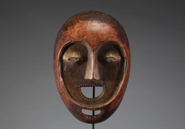 Afrique RDC - Rare masque Lega à double bouche en bois sculpté, 1ère moitié XXème.
