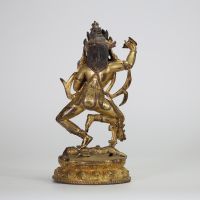 TIBET, XIXe SIÈCLE Figure de Vajravārāhī en bronze doré.