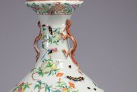 Rare large pair of Famille rose porcelain vases decorated with birds and flowers, 19th century.