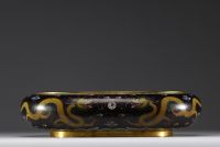 China - Large cloisonné enamel brushwork with dragon decoration, Qing dynasty circa 1900.