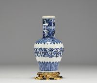 China - White-blue porcelain vase mounted in bronze, Wanli mark, Ming dynasty.