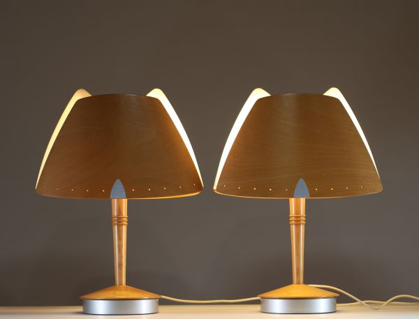 Soren ERICKSEN (XX) for Lucid (Atelier Sedap) - Pair of Lucid Harmonie table lamps in wood and Plexiglas, circa 1980.