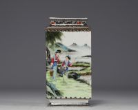 China - Polychrome porcelain vase with character decoration, Republic period.