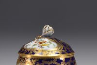 MARCOLINI, Sugar bowl in Meissen porcelain.