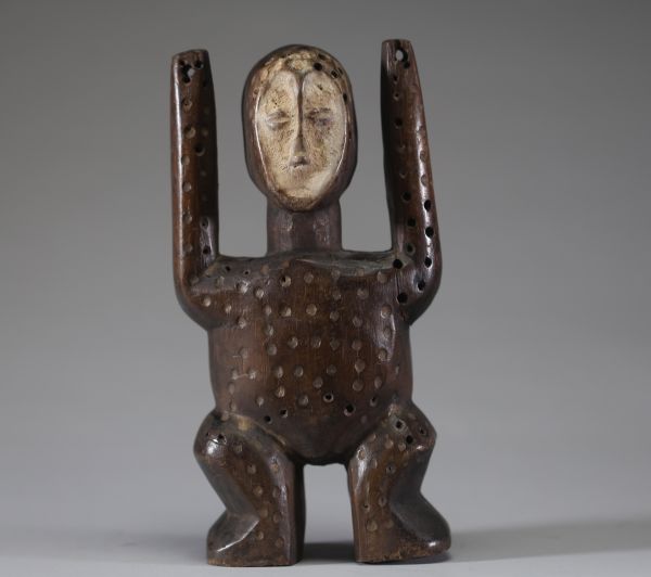 Afrique RDC - Intéressante figure du Bwami Lega / Warega en bois sculpté, Congo RDC, 1ère moitié XXème.