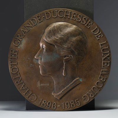 Henri (Hendrik) LANNOYE (1946-2006) ‘Profile of Grand Duchess Charlotte’ Bronze plaque.