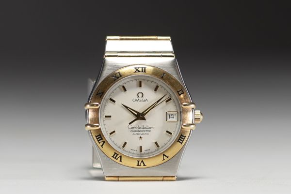 Omega Constellation - Men's watch, automatic movement, steel and gold, 2003.