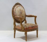 Important set of carved and gilded wood salon furniture, fine Aubusson tapestry including a sofa and a suite of four bergère armchairs, 19th century.