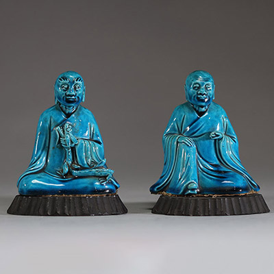 Chine - Paire de figurines de Bouddha en porcelaine turquoise 