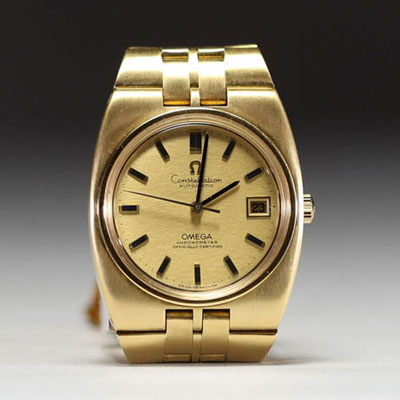 Omega Constellation - Men's watch in 18k gold, automatic movement, 1973.
