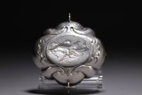 Coupe de mariage en argent, décor d'oiseau de paradis, début XVIIIème.