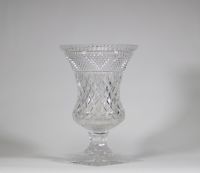 Baccarat - Vase Médicis en cristal taillé de style Empire, XIXème.