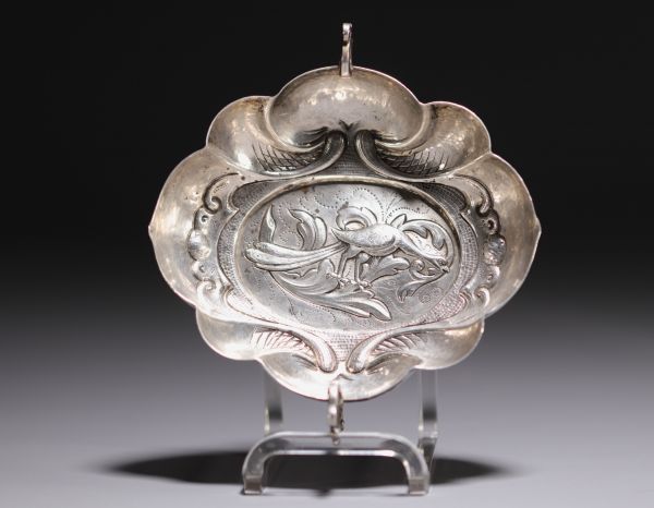 Coupe de mariage en argent, décor d'oiseau de paradis, début XVIIIème.