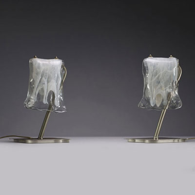 Murano - Pair of wall lights in transparent glass and white shades, circa 1980.