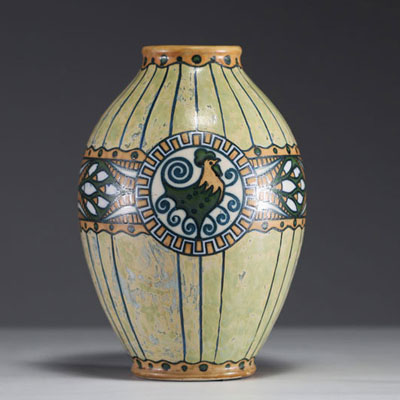 Charles CATTEAU (1880-1966) Boch Keramis - Vase with rooster in glazed stoneware, decoration 635, shape 899, blue mark under the piece.