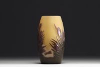 Émile GALLÉ (1846-1904) - Acid-etched multilayer glass vase with crocus decoration, signed.