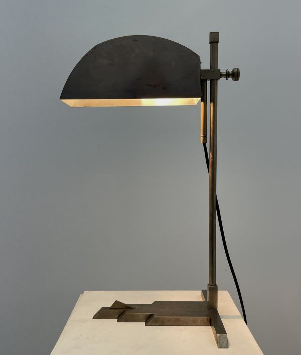 Marcel BREUER (1902-1981) Bauhaus Desk lamp in patinated nickel-plated brass. 1925