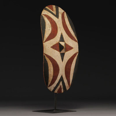Tutsi dance shield - Rwanda Burundi