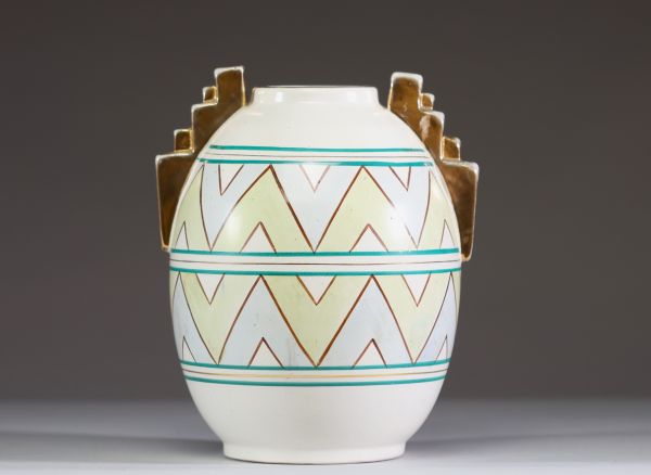 AMC Wasmuël - Vase Art Déco en faïence à décor géométrique, vers 1930.