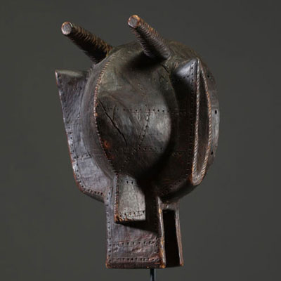 Afrique - Masque Malinke en bois sculpté, Mali, première moitié XXème.