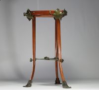 Louis MAJORELLE (1859-1926) Beautiful mahogany pedestal table decorated with water lilies in green patinated bronze.
