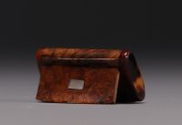 Ensemble de 17 sujets miniatures en bronzes de Vienne polychromes et une petite boite en loupe d'Orme.