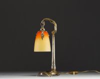 Charles RANC (XX) for Schneider - Art Nouveau table lamp in marmorated glass, bronze base, circa 1910, signed.