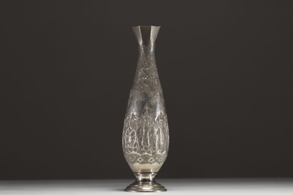 India - Persia - Islamic Qajar vase in solid silver, 19th century.