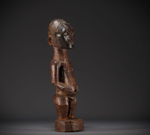 Statue  SONGYE - style Sankuru/Lubefu  collectée vers 1900 - Rep.Dem.Congo