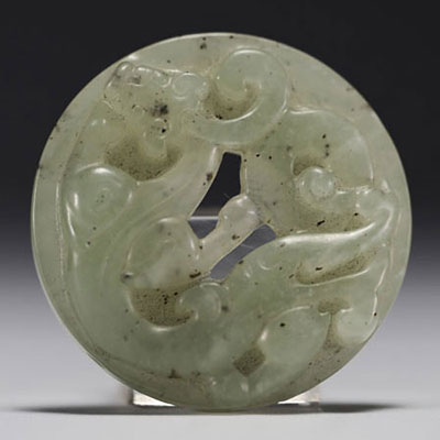 China - Green jade plaque with Chilon decoration, Qing dynasty.