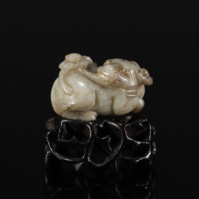 Chine - Buffle en Jade sculpté, époque Ming.