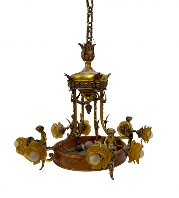 Lustre en albâtre sur monture en bronze doré à décor de putti et de cariatides, Napoléon III.