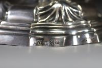 Paire de flambeaux Louis XV en argent massif, France, XVIIIème.