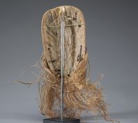 Afrique RDC - Ancien masque Lega / Warega Lukwakongo en bois sculpté et raphia, Congo RDC, 1ère moitié XXème.
