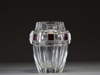 Val Saint Lambert - Vase Art Déco en cristal taillé doublé rouge, monogramme VSL sous la pièce.