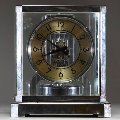 Jaeger-LeCoultre - Atmos perpetual movement clock, nickel-plated cage.