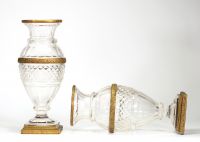 Importante paire de vases en cristal taillé de Baccarat et monture en bronze doré Époque Napoléon III, vers 1870