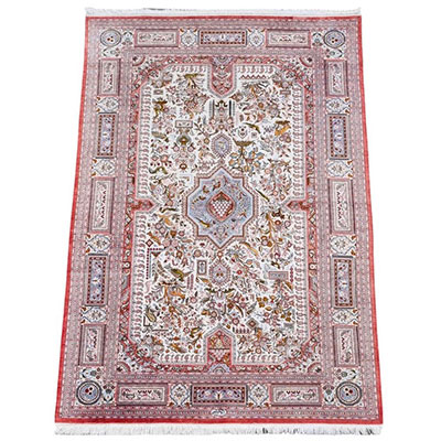 Persia/Iran - Oriental rug in red natural silk.