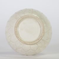 CHINE, DYNESTIE LIAO, Xᵉ–XIᵉ SIÈCLE Bouteille en grès à couverte blanche de type Xing.