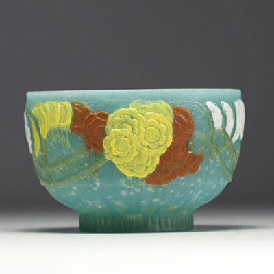 Amalric WALTER (1870-1959) et LEJAN - Art Deco pâte de verre bowl, roses in relief all around, signed by both artists.