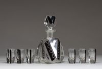 Karl PALDA (XX) Carafe et six verres à liqueur Art Déco en cristal doublé taillé à décor cubiste, vers 1930.