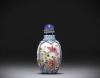 Chine - Tabatière en verre multicouche décor peint et émaillé - Qianlong