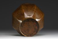 Japan - Bronze vase with powdered patina, 19th century.