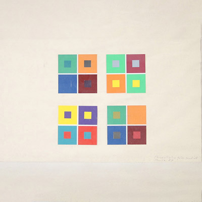 Anonyme, dans l’esprit du Bauhaus Étude chromatique inspirée de l’enseignement de Johannes Itten 1957 – Gouache et collage sur papier  Cette œuvre sur papier, réalisée en 1957, reprend les principes fondamentaux de l’enseignement de Johannes Itten (1888–1967), figure majeure du Bauhaus, théoricien de la couleur et pédagogue influent. L’œuvre se compose de quatre carrés juxtaposés, chacun subdivisé