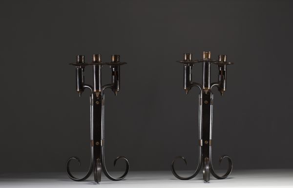 Paire de bougeoirs fabriqués à partir de baïonnettes militaires, XIXème.