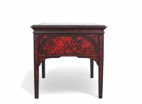 Rare bureau en bois teinté noir et écaille réalisé par la Maison Franck à Anvers, vers 1920.