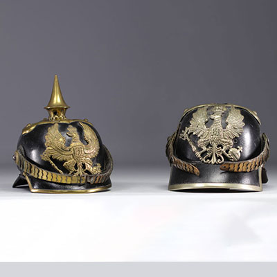 Allemagne - Ensemble de deux casques à pointe d'infanterie, modèle 1887.